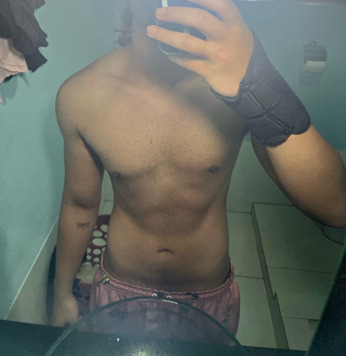 Ck_britoo's tweet photo. 🥴 https://t.co/M19DkwhZIS