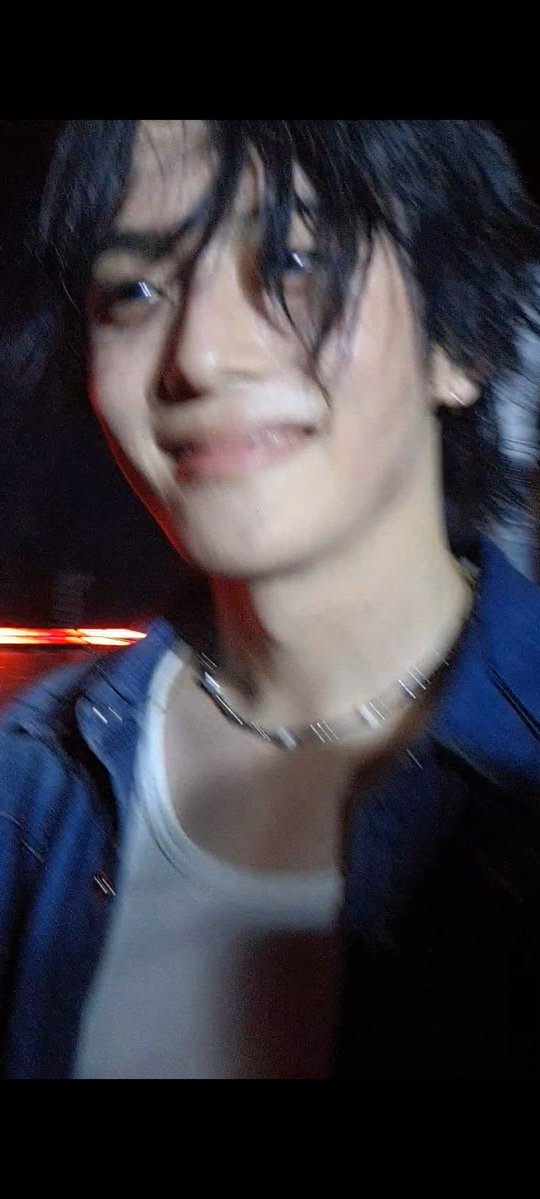 dceraxe's tweet photo. 나오늘 천사를봣어....... https://t.co/7Q1AvXcbVl