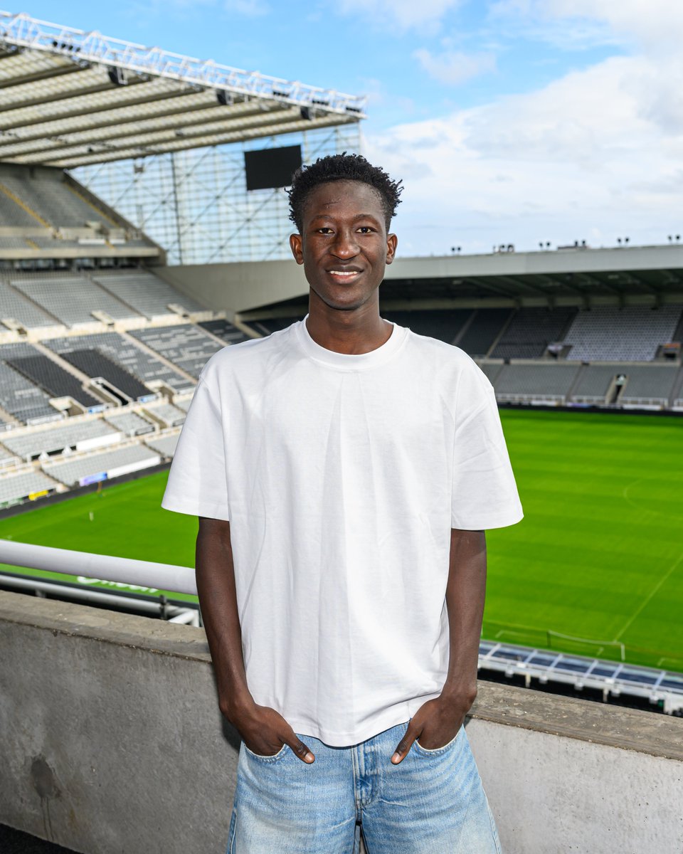 NUFC's tweet photo. We have completed the signing of 18-year old Guinea midfielder Ousmane Diabaté from Gençlerbirliği Ankara S.K. ✍️

He will return to the Turkish Süper Lig side on loan for the 26/27 season.

Welcome to Newcastle United, Ousmane! 🙌 https://t.co/NpWVcdE5IT