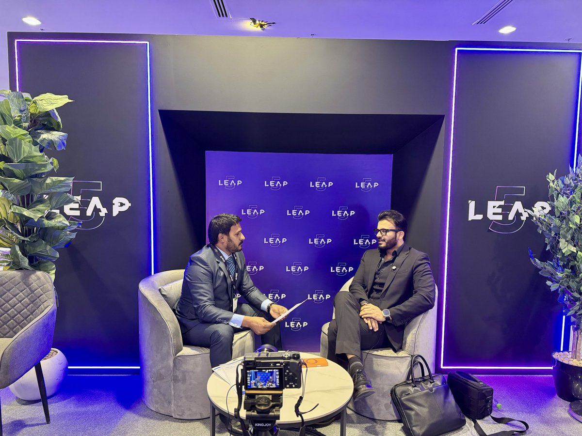 IrfanMalikAI's tweet photo. Spoke with @arabtimesnews about https://t.co/4qlNqp9GCa , Pakistani startups at @LEAPandInnovate &amp; the growing role of #AI in UAE. 
A thoughtful conversation on where the market is heading. https://t.co/8560X57JX8
