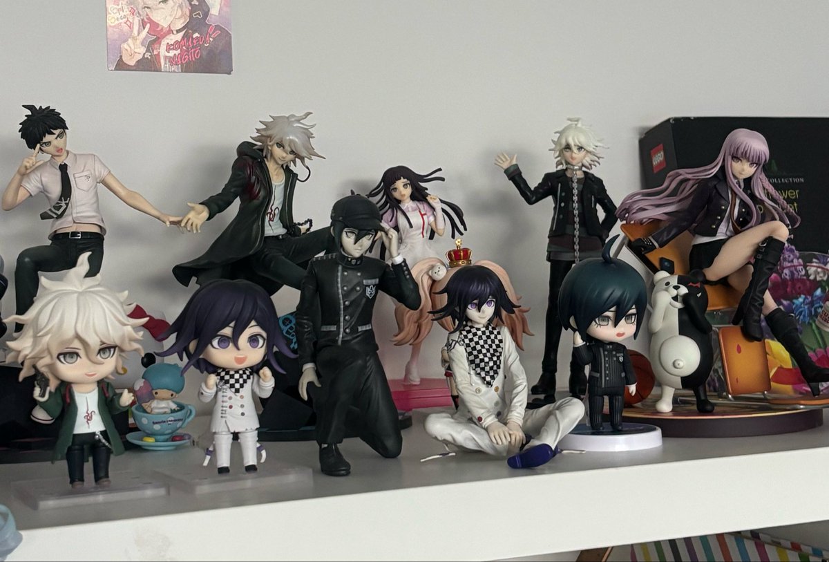starf4ced's tweet photo. i rlly like my danganronpa figures https://t.co/9CRlkJfCcg