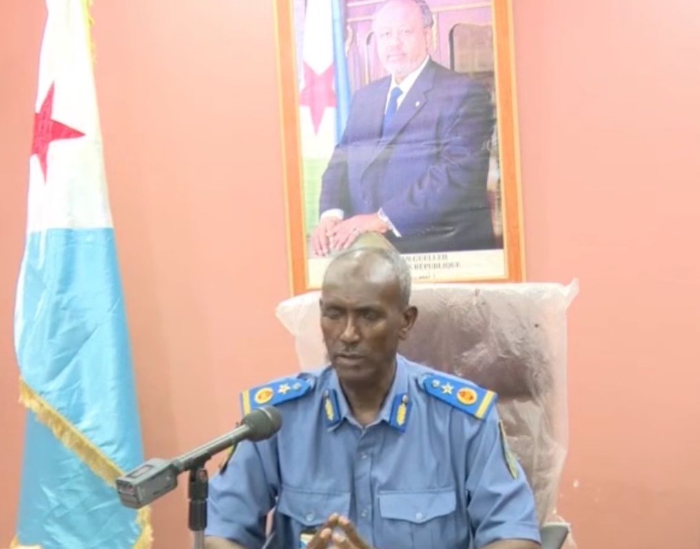Guntigaab's tweet photo. Djibouti Police Commander Responsible of Targeting Gadabuursi

Lieutenant Colonel Salah Mohamed Hersi, commander of Hodan Police Station,is the official that  overseeing the detention of Djiboutian citizens from the Gadabuursi community following recent clashes in Awdal, Somaliland.

Colonel Salah,  belong to the Mamaasan Badarxaan family and to have connections to the ruling establishment and President Ismail Omar Guelleh, reportedly lost relatives in the recent clashes between Issa and Gadabuursi communities in Somaliland.

Reports that the Djiboutian citizens were detained because of their Gadabuursi background and their family connections to relatives affected by the clashes.