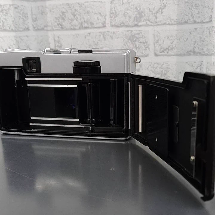 写真・カメラの専門店 ひまわり堂 в X: „OLYMPUS PEN EEDの入荷です