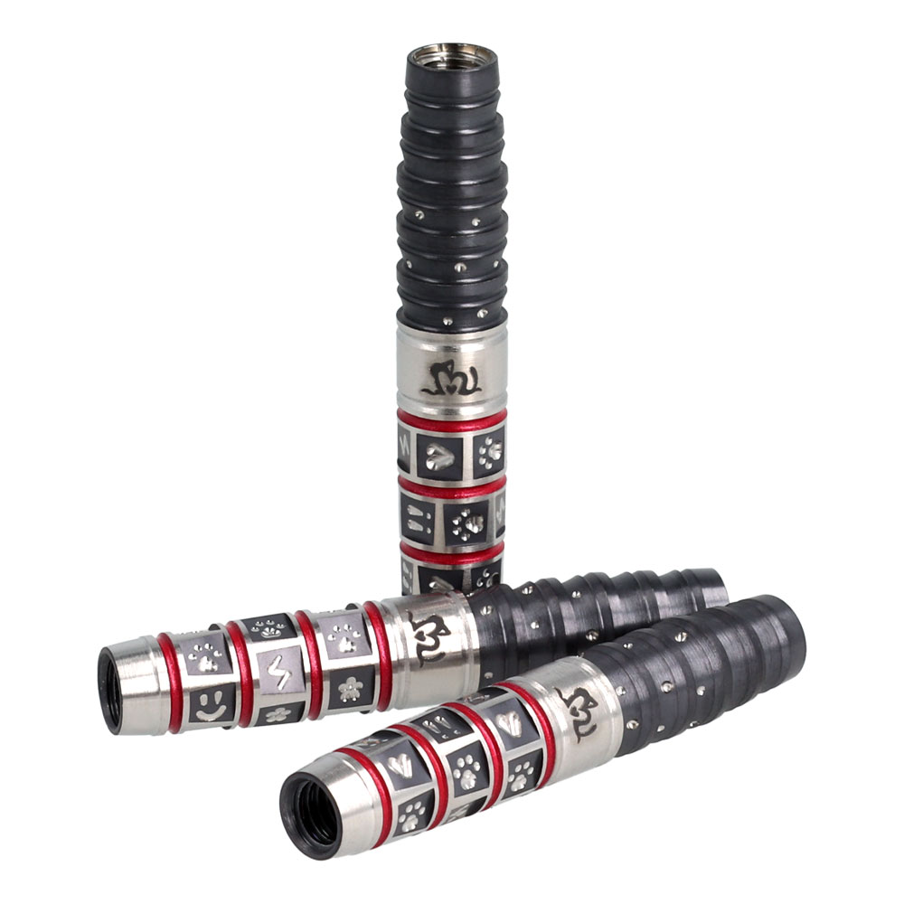 DARTSHIVE's tweet photo. 📢新商品情報
📅9月20日(日)発売 
【 MAYO G8】 
遊び心も、勝負強さも。MAYO シリーズ史上、最もポップで華やかな一本。
森田真結子選手(@mayodarts)の明るく親しみやすいキャラクターと、勝負の世界に向き合う姿勢を一本のバレルに落とし込んだシグネチャーモデルです。

ダーツハイブでしか手に入らない限定モデルもあります✨
今ならご予約された方限定で 
ダーツライブカードが当たる🎯 
🔗https://t.co/kekQ07ASGa

【スペック(2BA)】
〇重量 18.0g
〇全長 41.0mm
〇最大径 7.2mm

【スペック(STEEL)】 
〇重量 23.0g/25.0g
〇全長 46.0mm
〇最大径 7.1mm /7.4mm

#ダーツ #ダーツハイブ #森田真結子