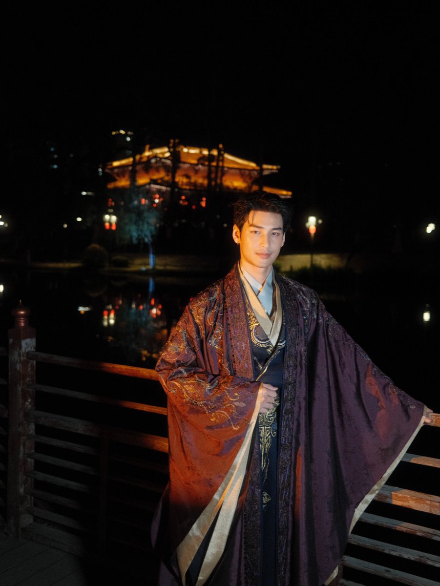 tmk_danik's tweet photo. “เคล็ดหลักวิชา ในตำราขั้นที่หนึ่ง
นั่นก็คือ ~~” 
ท่านจอมยุทธ์ อาโป ☺️ @Nnattawin1 
#ApoNattawin https://t.co/CptwcMASLa