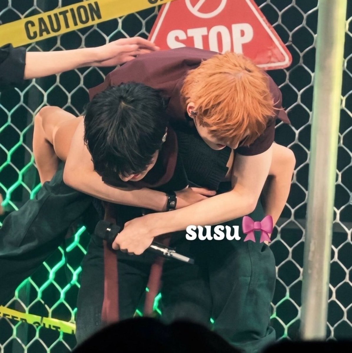 yamkkuwon's tweet photo. honey, you’re                   like my mirror
familiar                               years ago 🥹 https://t.co/ZGcD1VKMfd