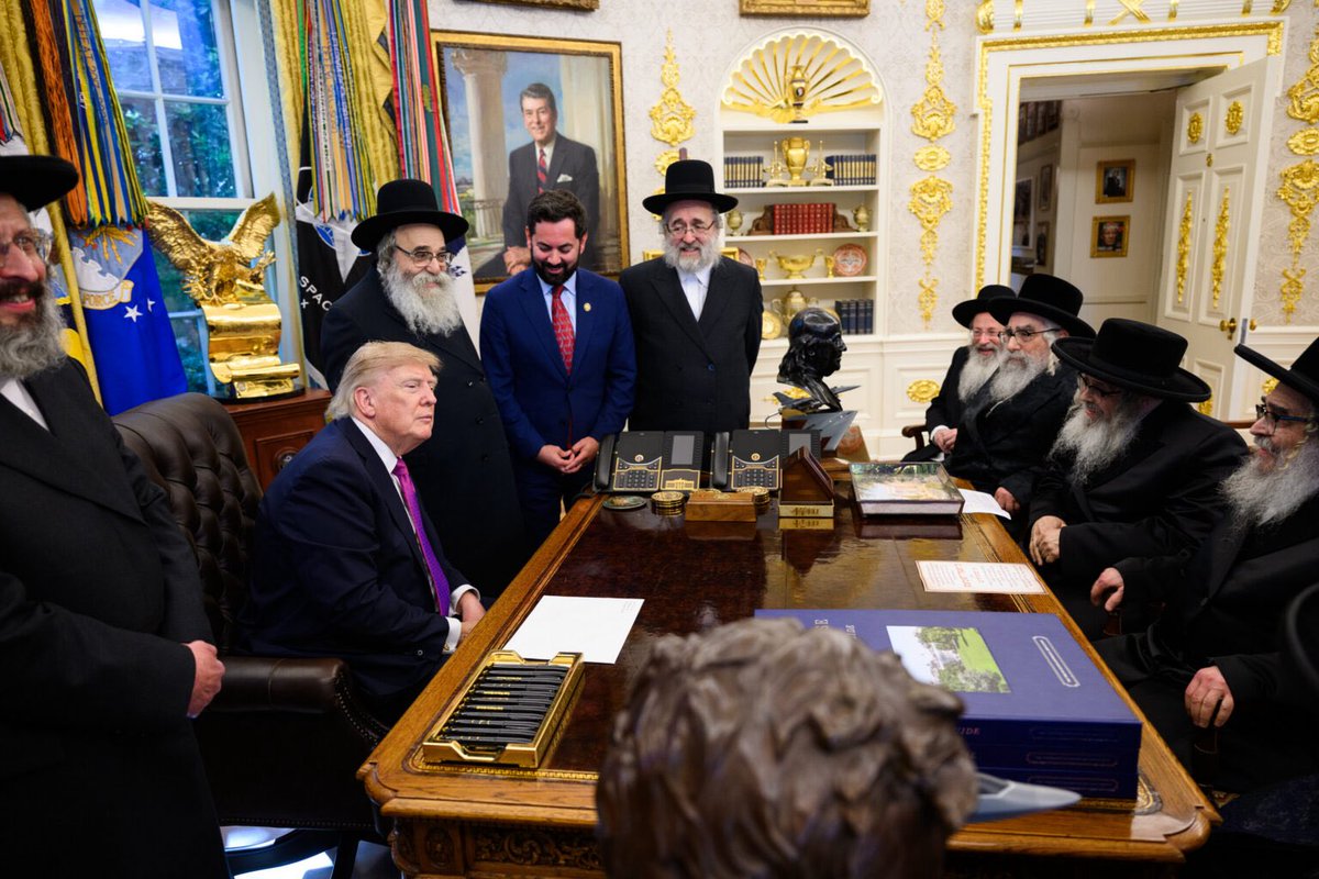 AFpost's tweet photo. Days after speaking at the Republican Jewish Coalition, Vice President JD Vance met with an assembly of prominent Hasidic rabbis in the White House’s Roosevelt Room alongside congressional leaders.

The group then migrated to the Oval Office to meet with President Trump, Secretary of State Marco Rubio, Jared Kushner, and other administration officials. Rep. Mike Lawler and Satmar brothers Aaron and Zalman Leib Teitelbaum were among those present. The Jewish leaders raised issues including the shortage of housing for large families, Israel’s efforts to draft ultra-Orthodox men, clemency and religious accommodations for Jewish prisoners, and expanded tax benefits for families with more than three children, along with other concerns affecting Orthodox Jewry.

Follow: @AFpost