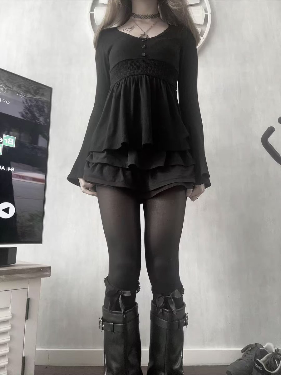 chainsawceesaw's tweet photo. how does pinterest see you ?

੭﹕﹒ room
੭﹕﹒ singer
੭﹕﹒ food
੭﹕﹒ outfit

i agree yes 🙂‍↕️ https://t.co/G088M5gYN8