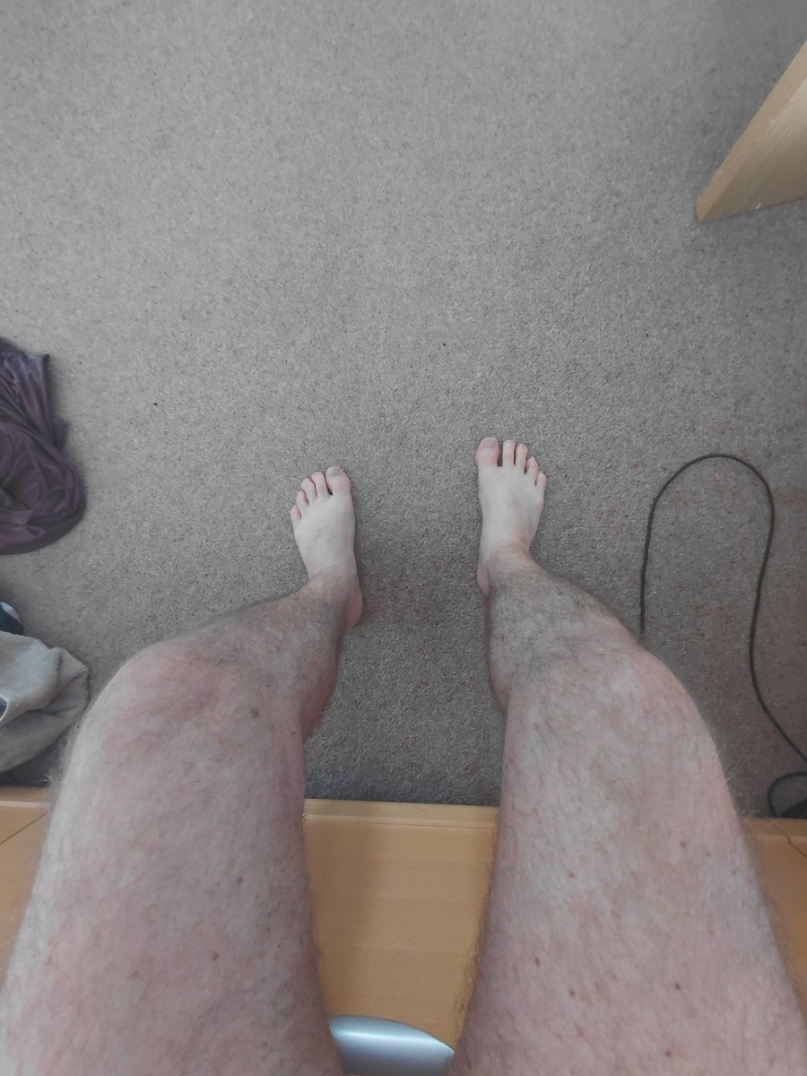 WhiteRoseJay's tweet photo. Anyone like mens thighs and feet? Open to any requests if the price is right 😉 https://t.co/sc2U4CRxrP