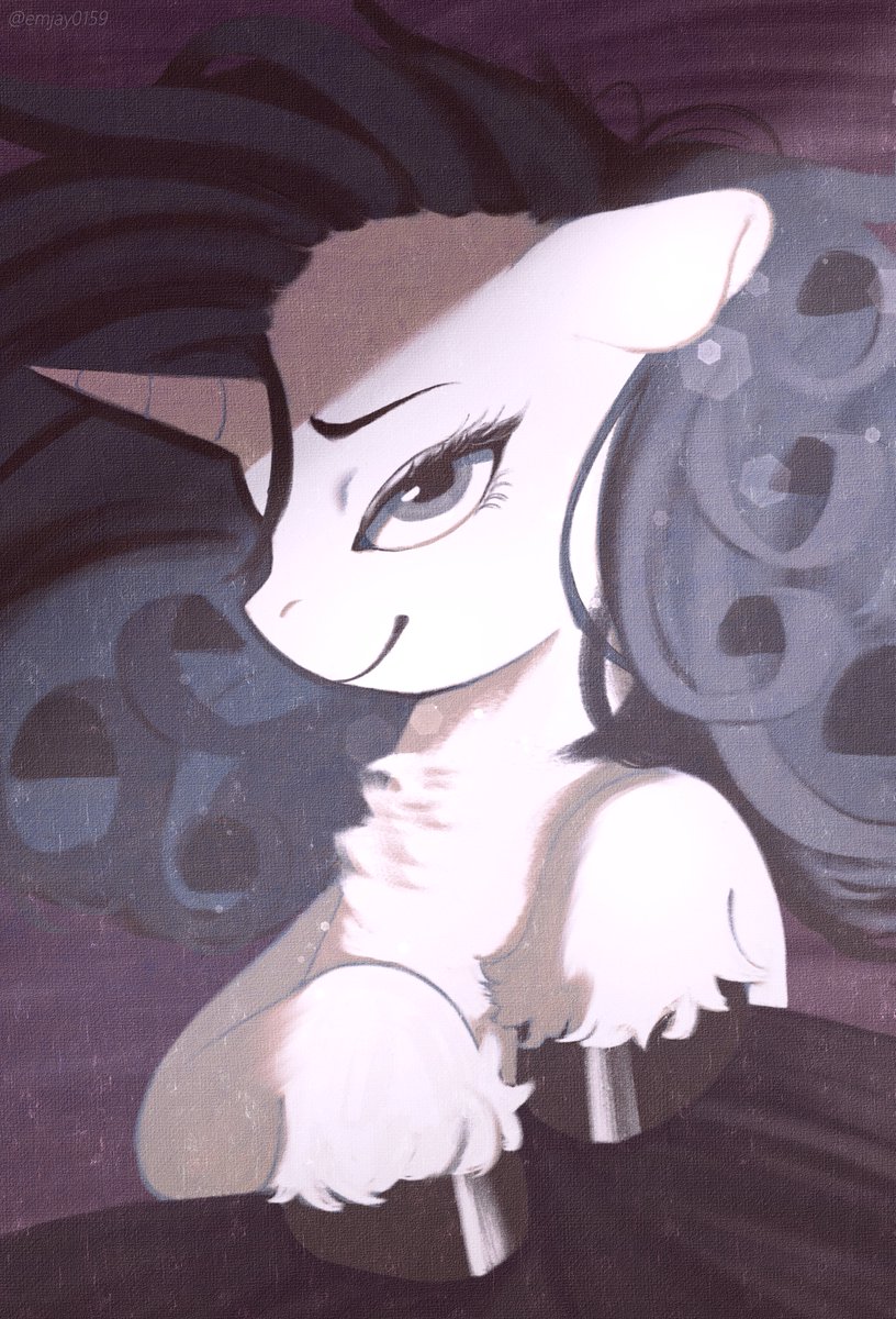 emjay0159's tweet photo. rarity redraw

#mlp #mylittlepony #rarity https://t.co/ZAOJM6OQ7u