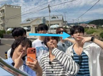 ohnamericano813's tweet photo. 🐶👀🐰 https://t.co/nqono3GFK8