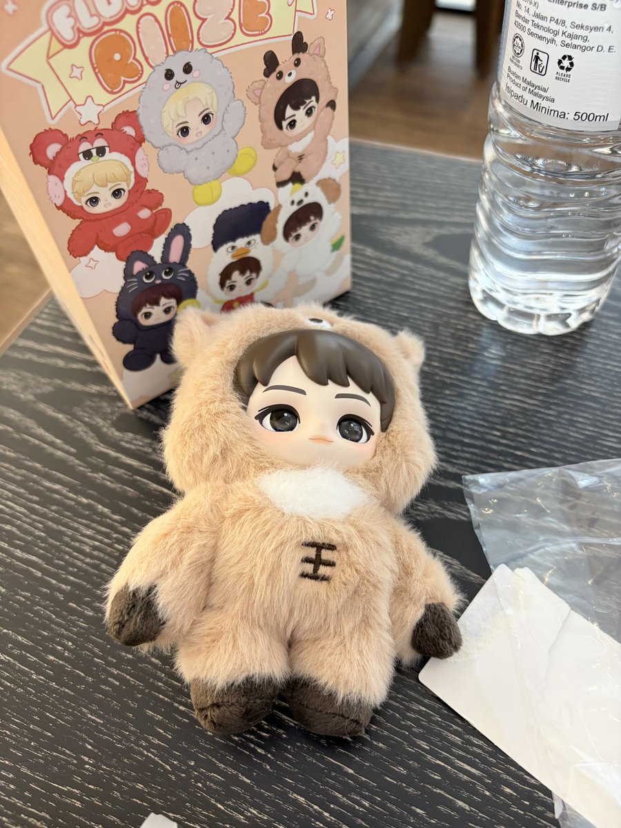 sugarrhee's tweet photo. WTT Riize Plush Doll Popmart

have: sungchan urakbam (newly opened)
want: anton meongryongie OR wonbin tonyangdeok

#pasarriize #popmart #riize https://t.co/8Bo9akysSB