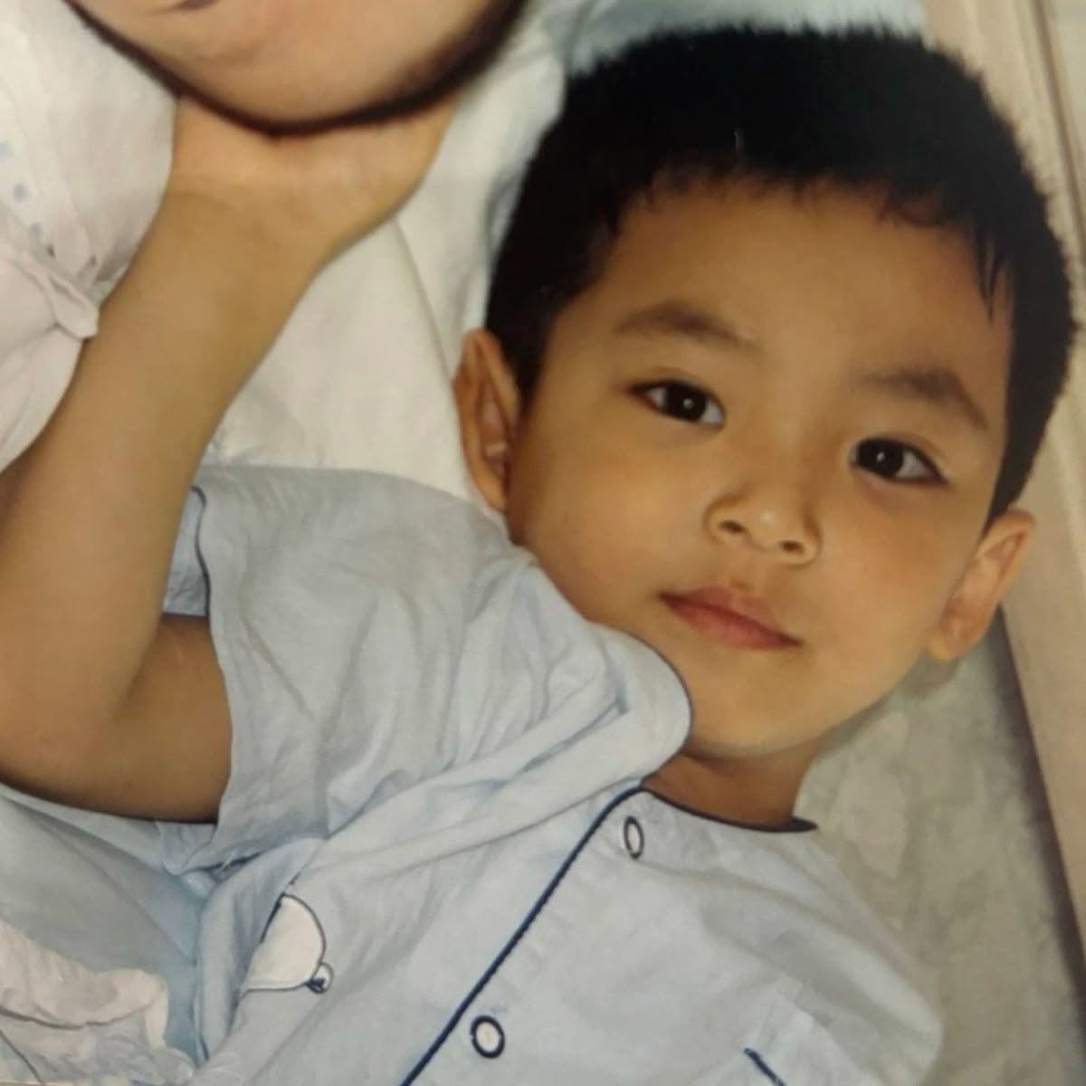 Verniizx's tweet photo. what if i cried https://t.co/Szx6ROKgQ0