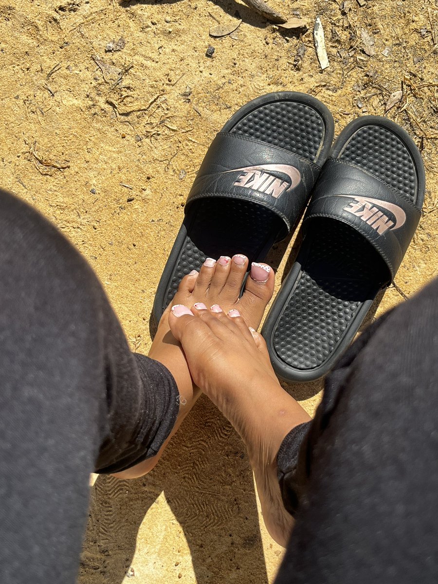BabaeYk's tweet photo. After a long walk, who wants to come rub my feet? #feetworshi̇p #FeetTwitter #feet https://t.co/dvAhRAUVtg