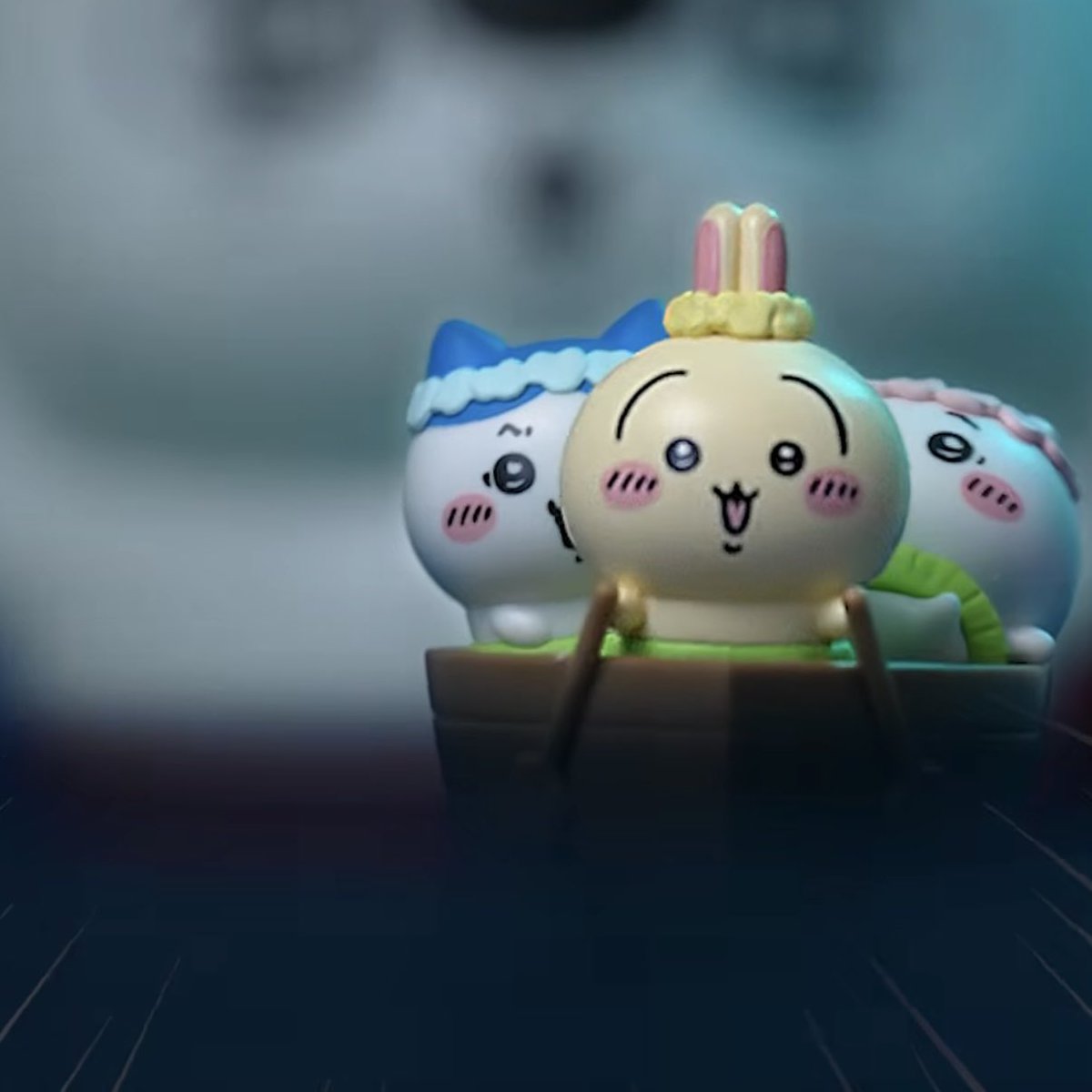 sato_cube's tweet photo. 映画ちいかわ新作グッズ、
あのシーンのプカプカゼンマイフィギュアと、
ガチャガチャからはクッションマスコット。 https://t.co/I5lYlud9Zv