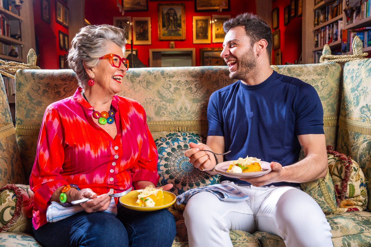 WeAreYetiMedia's tweet photo. Saturday 8.25am on ITV1 - another episode of Prue Leith's Cotswold Kitchen with special guest @Vito__Coppola ... plus barn owls, a spicy sauce maker &amp; lots of delicious food! You can stream the new series on ITVX. https://t.co/U5ngC9fG7s
