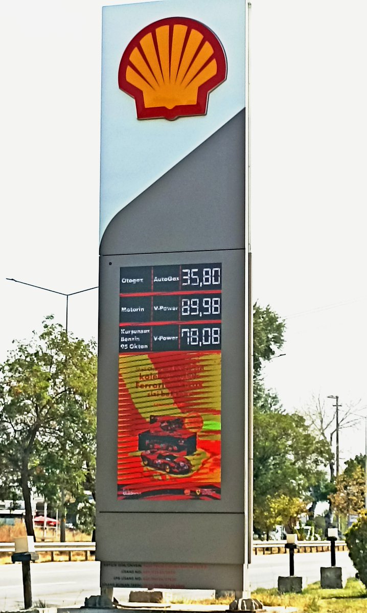 uluser01's tweet photo. Bu yaşıma geldim böyle bir fiyat görmedim.
Maalesef ki,bununla da övünen bir kitle var.

📍 Eskişehir https://t.co/9s9wahPXlf