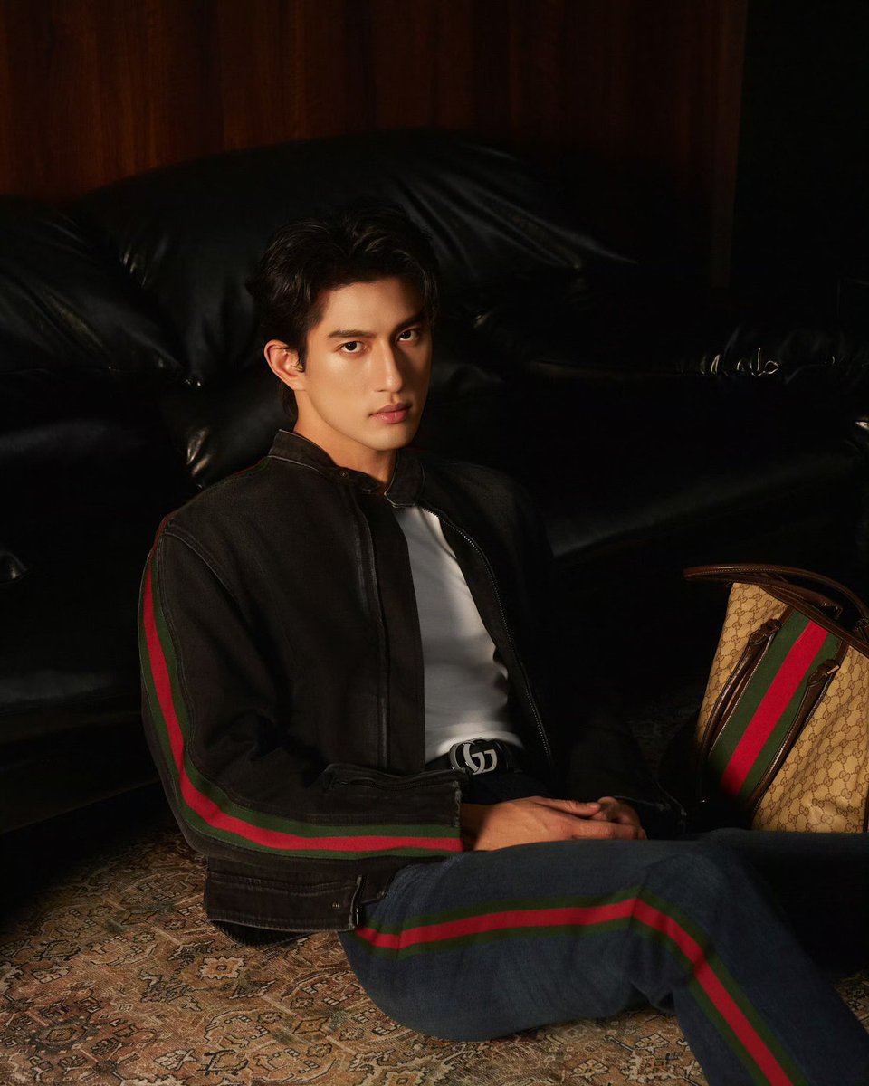 Haneul_Aylio's tweet photo. Ayden Sng tỏa sáng với vẻ ngoài hoàn hảo đầy tự nhiên tại sự kiện Gucci Primavera ở Thái Lan. 

AYDEN SNG LA PRIMAVERA

#AydenSngXGucci
#GucciPrimavera https://t.co/xuPvZnIj1x