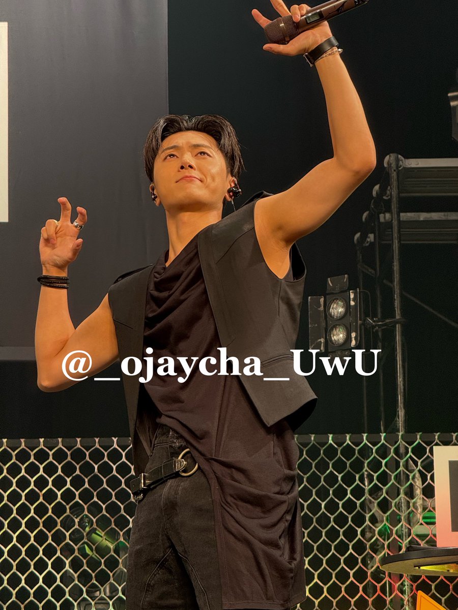 noisynj's tweet photo. HOLYFUUUUUUUUUCKKKKKKKK JAY https://t.co/9flodrg9Ub