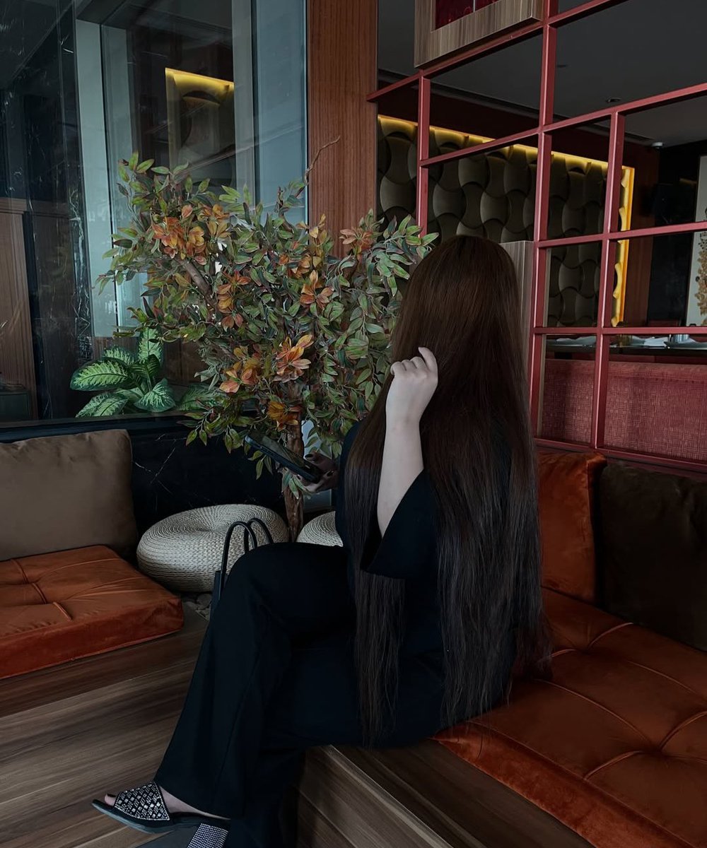 patronachaima's tweet photo. Heeey , your queen is here 🔥👄 https://t.co/KIg0BNMquw