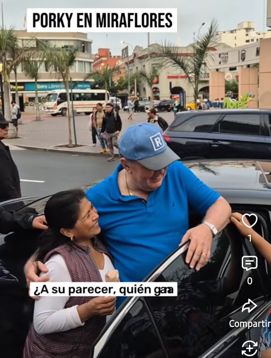 ChristCritic's tweet photo. -Bruce no puede llegar a 50 likes en casi 10 horas de publicado su video...
-Porky no puede ni subirse a su auto en Miraflores con tantos fans pidiendole foto y cherry para su negocio. https://t.co/whZUQlwaTW