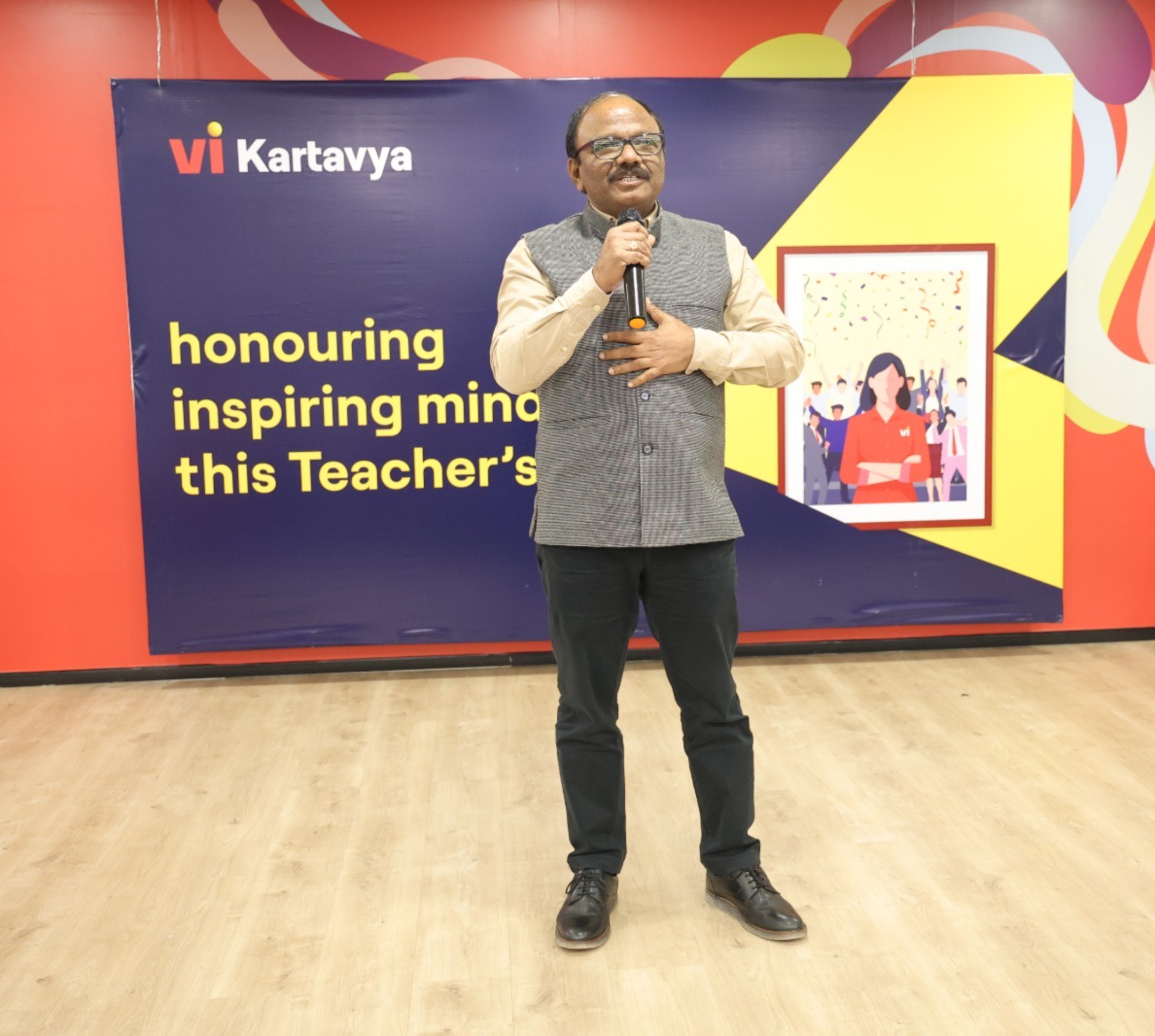 vodafoneIN_Fdtn's tweet photo. Celebrating the educators who shape the future. At the Teachers' Day event, Shri K. Raja Sekhar Kattempudi, DDG, APLSA, Department of Telecommunication, graced the occasion and addressed the gathering, recognising the invaluable contribution of teachers in nurturing young minds and inspiring generations. @DoT_India #ViFoundation #TeachersDay #AI