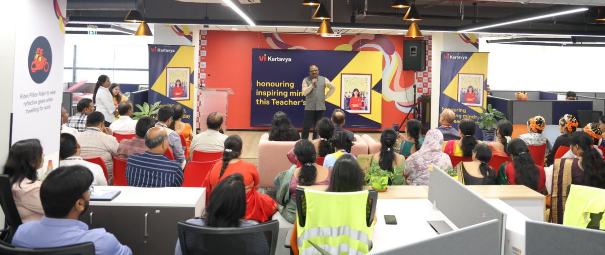 vodafoneIN_Fdtn's tweet photo. Celebrating the educators who shape the future. At the Teachers' Day event, Shri K. Raja Sekhar Kattempudi, DDG, APLSA, Department of Telecommunication, graced the occasion and addressed the gathering, recognising the invaluable contribution of teachers in nurturing young minds and inspiring generations. @DoT_India #ViFoundation #TeachersDay #AI