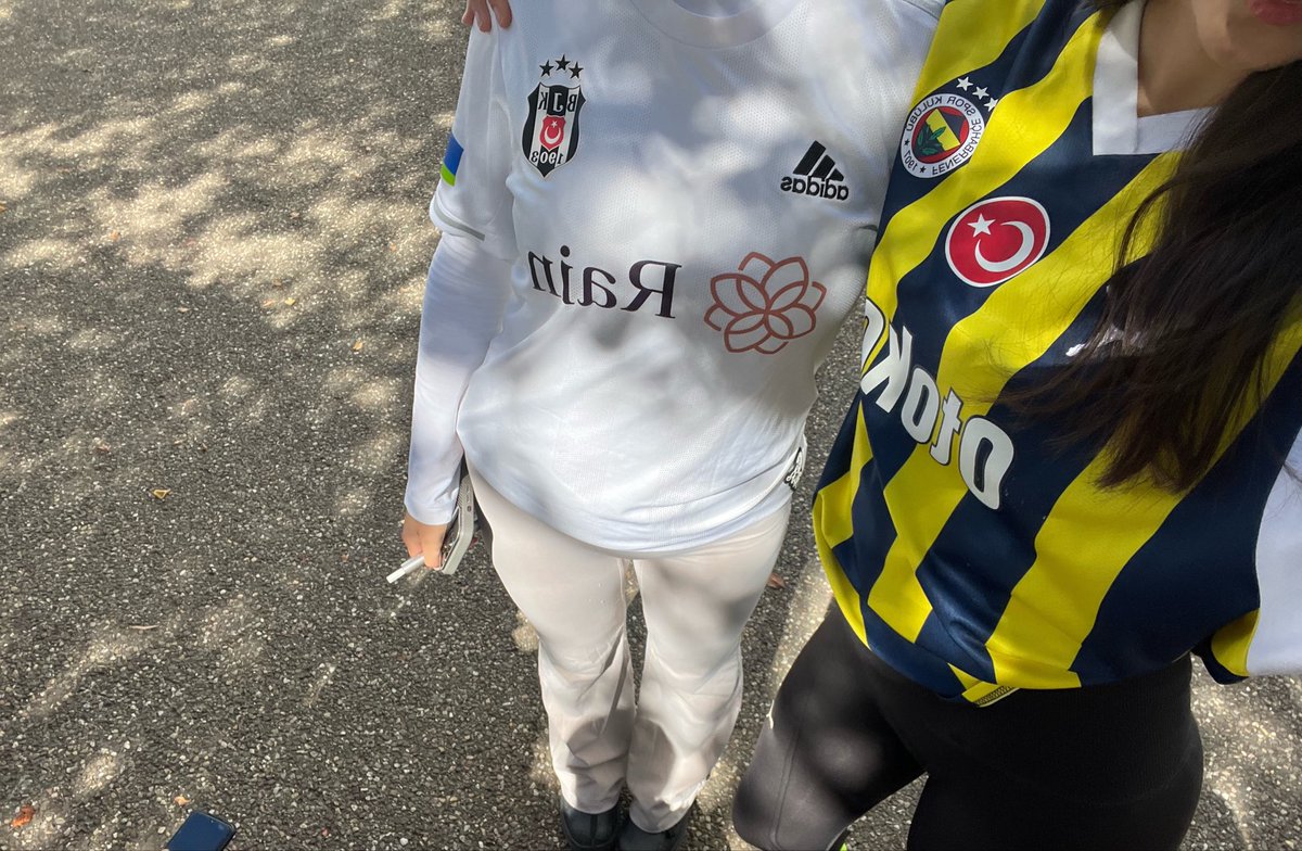 askbusirnasik's tweet photo. deutschland forma kontrol 💛💙 https://t.co/RPEQF4m8lk