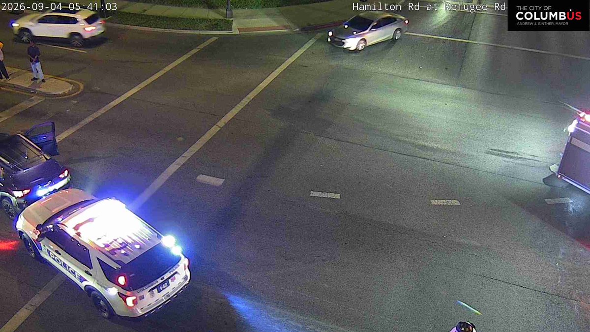 JohnHillTraffic's tweet photo. INJURY ACCIDENT BLOCKING at S Hamilton Rd & Refugee Rd. #TrafficAlert #ColumbusOH https://t.co/6cRrzPz6XR