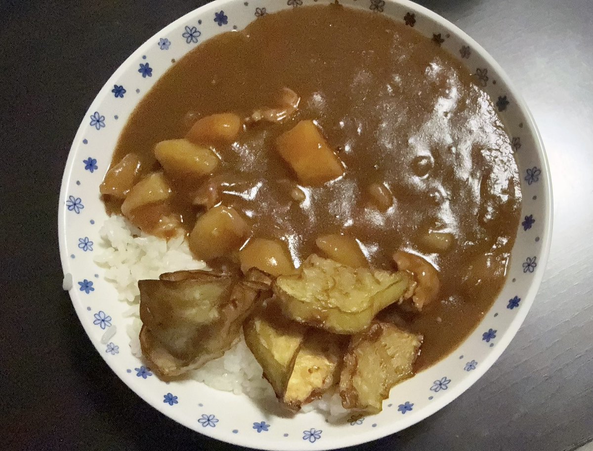 kojima7702's tweet photo. ナスカレー🍆🍛 https://t.co/YDH7RRqH7O