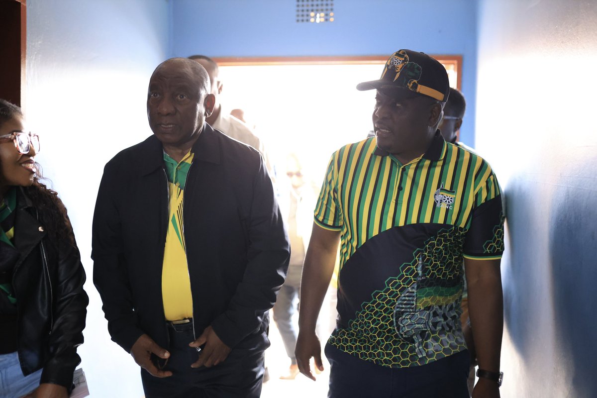 nkosindiphile_x's tweet photo. Today, we proudly receive the President of the African National Congress (ANC) as the ANC Election Campaign Trail takes place in the Amon Ngulele Zone, Ekurhuleni Region.

We look forward to a day of engagement, mobilisation, and strengthening our commitment to the people and communities we serve.

Amandla! ✊🏿
ANC — Forward Together!