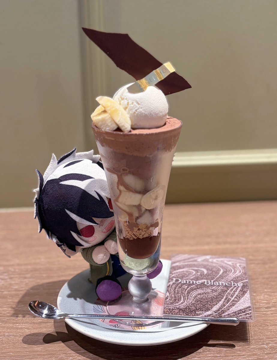 boss_melonxx's tweet photo. しかたねえな、ぱふぇたべるのてつだってやるよ

#まほやく_ぬい
#金曜ぬいNight https://t.co/72UKVkLSB3