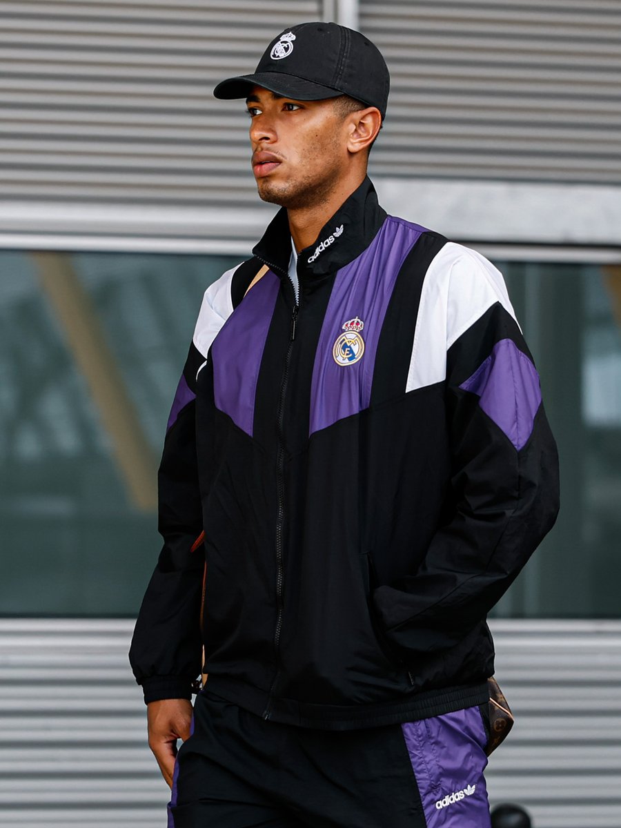 realmadrid's tweet photo. 🤍💜🖤
@adidasfootball https://t.co/n0dT9N0Oqh