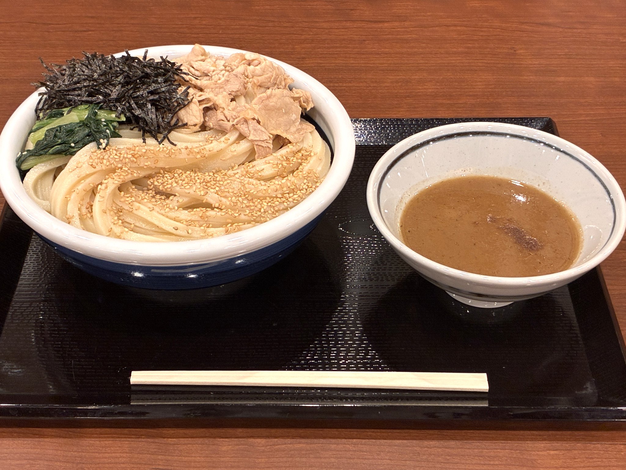 丸亀製麺【公式】 в X: „🐟魚介の旨みがたまらない🐟 #濃厚魚介豚つけ