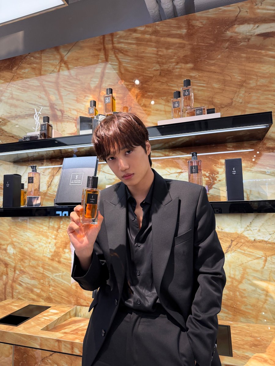 Hereiam_cafe's tweet photo. 260904 zkdlin KAISTAGRAM 

#광고 #입생로랑뷰티 #입생로랑뷰티성수부띠크 #입생로랑부띠크 @yslbeauty 

9/5 성수 부띠크에서 만나요 🖤
https://t.co/ucbS8jrnXp

#엑소카이 #EXO #KAI #jongin #김종인 #카이 #カイ #종인 #��钟仁 #zkdlin #카이스타그램 #KAISTAGRAM #종인별 #KAIxYSLBeauty https://t.co/Oapcds1jcA