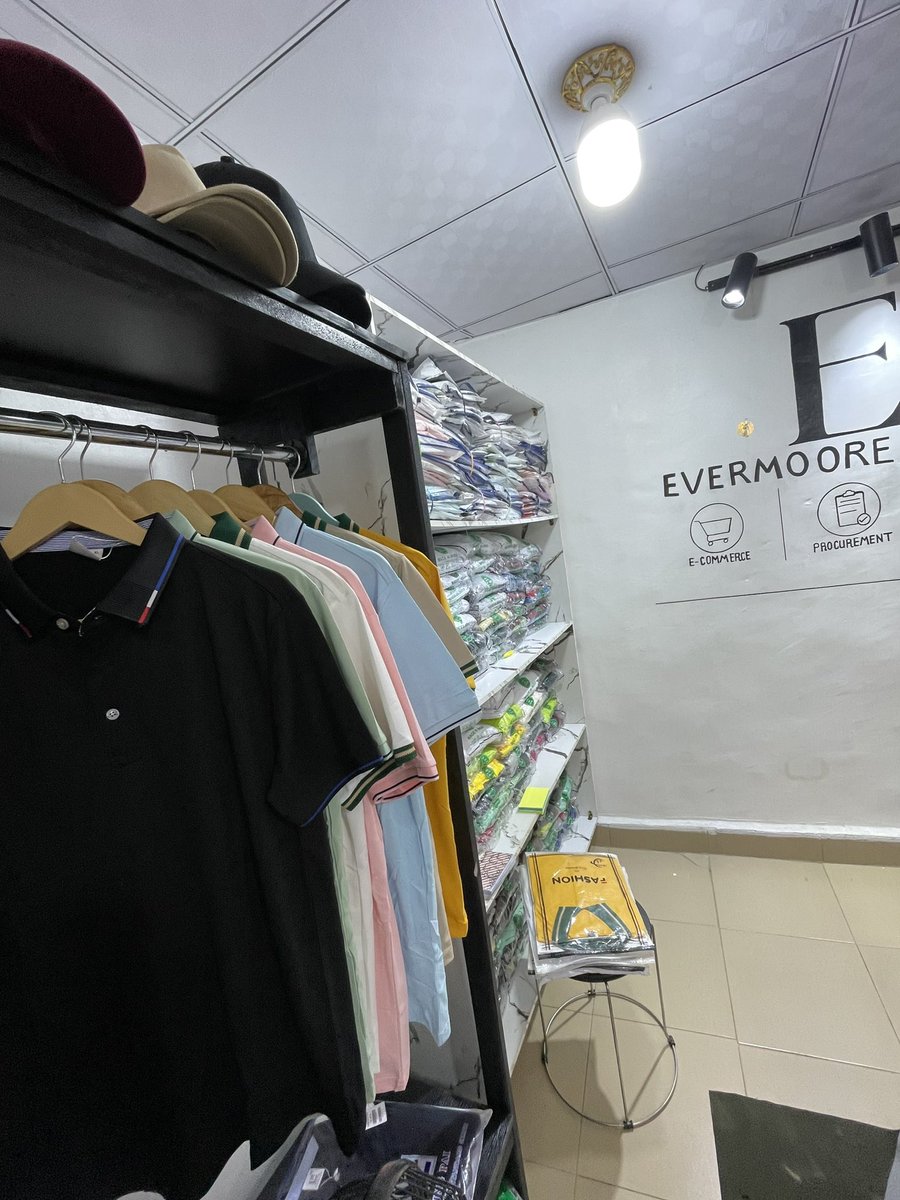 evermoorestores's tweet photo. This polo is poly cotton, it’s not thick cotton, durability matters the most here. https://t.co/QuS8dSGWqd