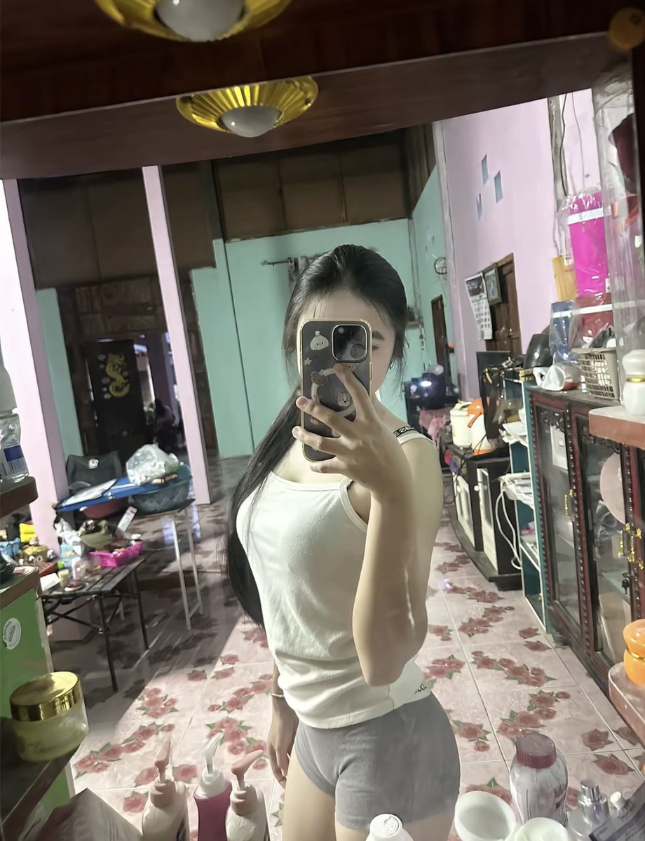RamsuMaya67's tweet photo. ดาวTikTok ชอบถ่ายรูปโชว์เนิน ผัวเก่าปล่อยคลิปหลุดมาDm #ดาวTiktok #คลิปหลุด https://t.co/XzWDYJe07h