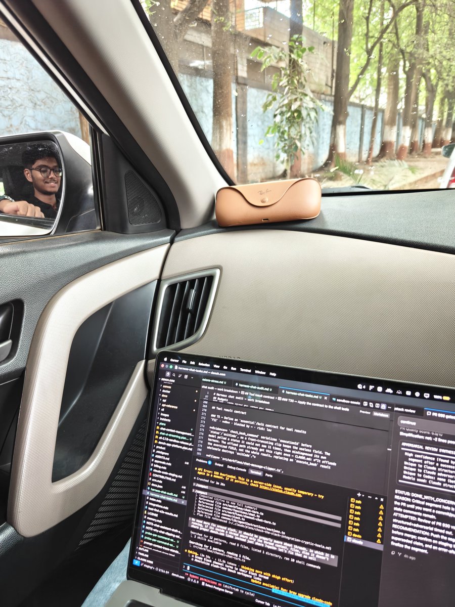 pranavvstwt's tweet photo. Graduated this year

- Came to college for collecting my LC
- Met my juniors, all the buzz around job market
- Realized most of them are not aware of the competition out there
- Seems entry level job market is cooked rn

Only advice, ADOPT fast !! https://t.co/XojDEl4XuY