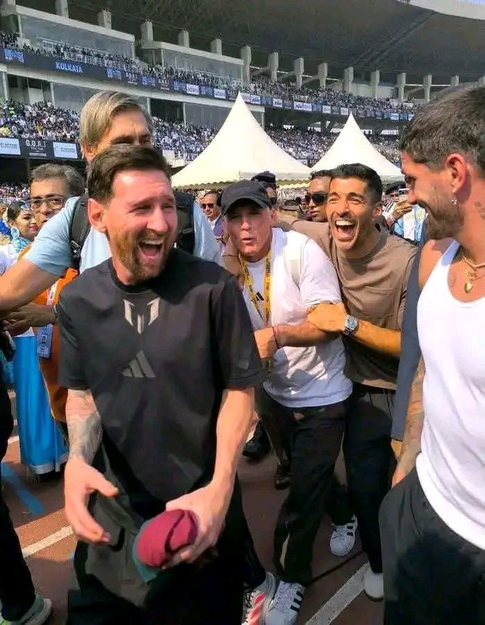 JBCFooty's tweet photo. Messi said the GOAT debate is settled, yet he failed to register a shot on target against Spain in the World Cup final, while Cristiano scored a hat-trick against them.”

Your Cristiano was knocked out by that same Spain, never reached a World Cup final after six solid campaigns, and has no legacy in the ultimate and biggest competition in world football.

Yet you think the man who has won everything in that competition and is miles ahead of your Cristiano hasn’t settled any debate simply because he didn’t register a shot on target in one final? 😂

We’re talking about a competition where qualifying alone is an achievement, let alone reaching three finals and winning one of them.

That’s what Ronaldo has always dreamed of, and now he can’t even dream about it anymore because he has exhausted and wasted all his chances.

Ahh, so that hat-trick against Spain should settle the debate, huh? 😂

That hat-trick is more important and valuable than actually winning the World Cup, huh?

Again, Jay-Jay Okocha was right. And you keep proving him right every single day, in every single conversation.
