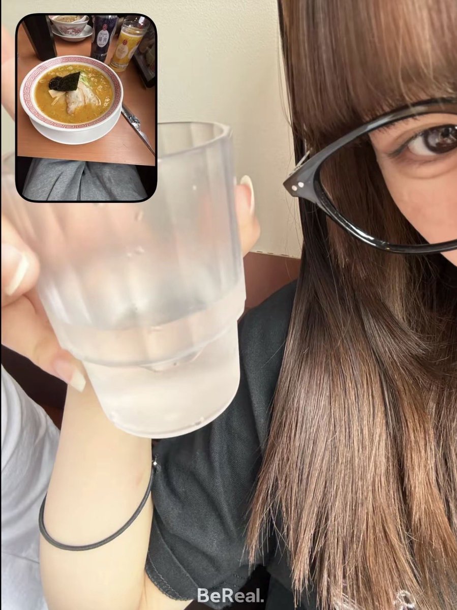 pdpjJp352's tweet photo. メガネ似合ってるのかな… #自撮り界隈 #金欠jk https://t.co/MyCDsfOehr