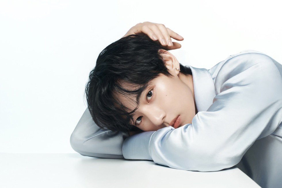 Chikasaritik7's tweet photo. TirTir on IG with Taehyung

V FACE OF TIRTIR
TIRTIR AMBASSADOR TAEHYUNG
#TaehyungxTIRTIR #VxTIRTIRGLOBAL https://t.co/wEGIQ26VB1