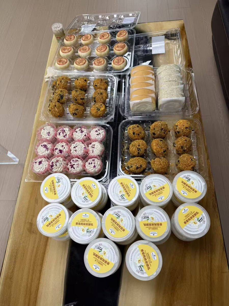 Grandview_acryl's tweet photo. Great products are made by people. Great companies take care of them.

At Grandview, even a simple afternoon break is a chance to recharge, connect and enjoy the journey together.

We believe caring for our team is part of building a company customers can trust.

#CompanyCulture https://t.co/qrqaNimGiI