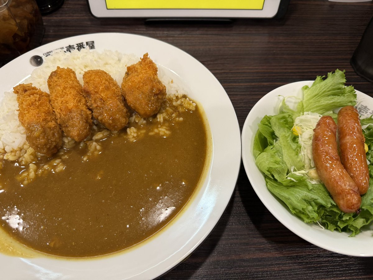 maknomaki72's tweet photo. くら寿司満席90分待ちだったのでCoCo壱
今年もカキフライの季節が来ました🦪🍛 https://t.co/zMcpIBg5tN