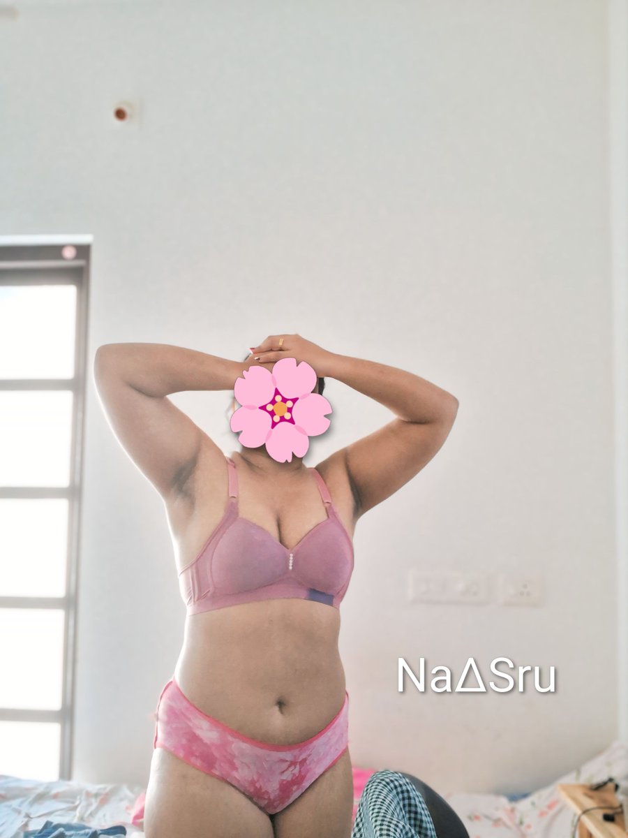 Sheri007s's tweet photo. ട്രിവിയൻസ് 💋💋🌴 https://t.co/Z5g0bzkr7d