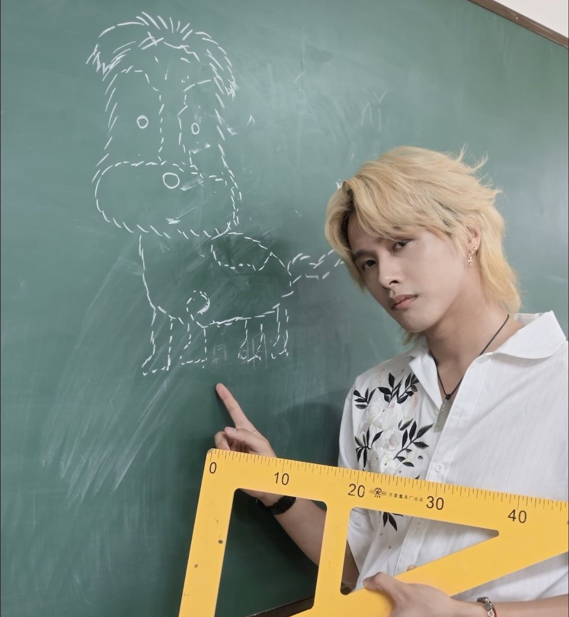 moonxzayi's tweet photo. 😭😭 https://t.co/heAMUO9IUz