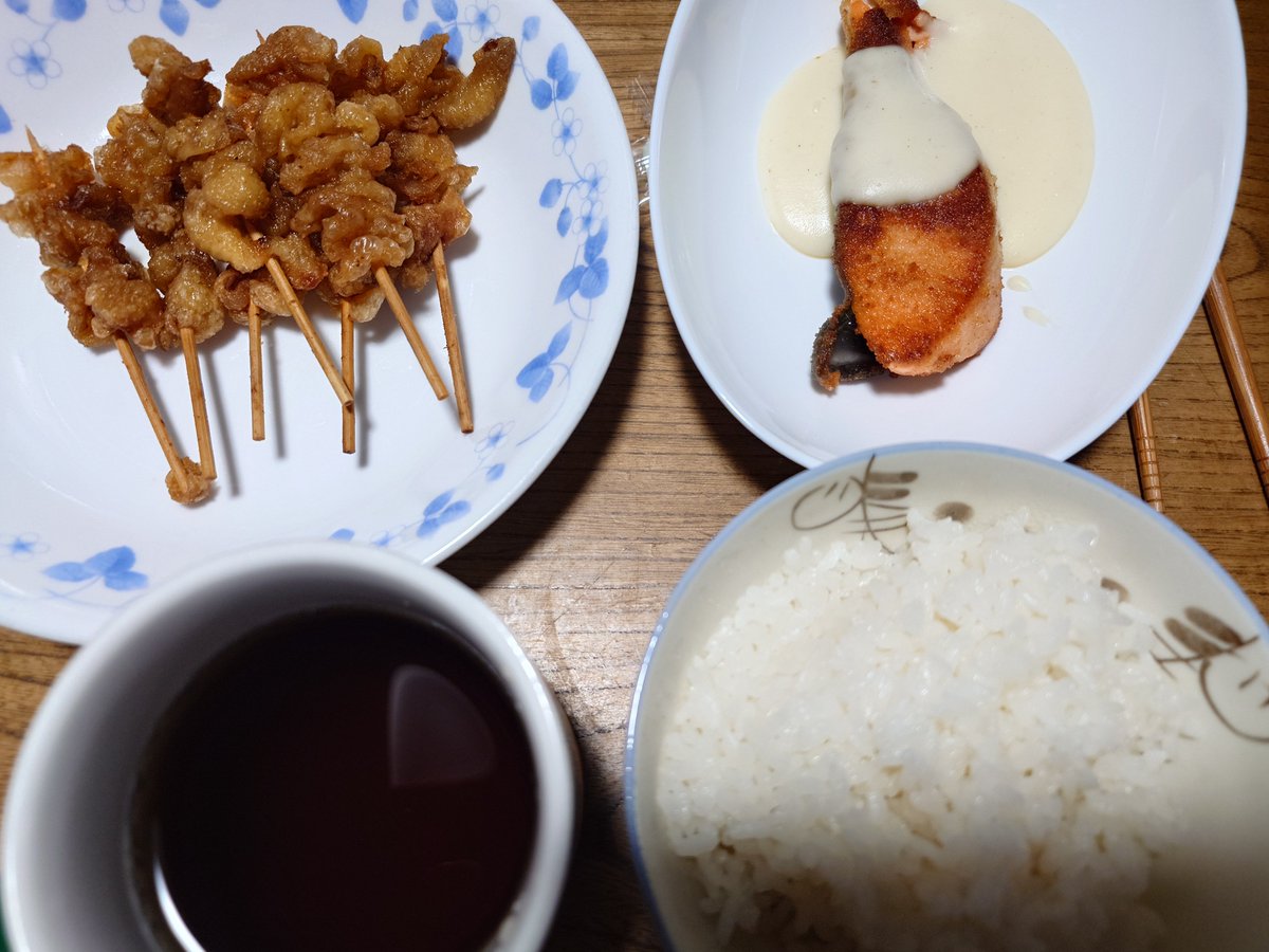 oren_lunch's tweet photo. 晩飯だぜ！
#オレンのえさ https://t.co/967T9zJsXR