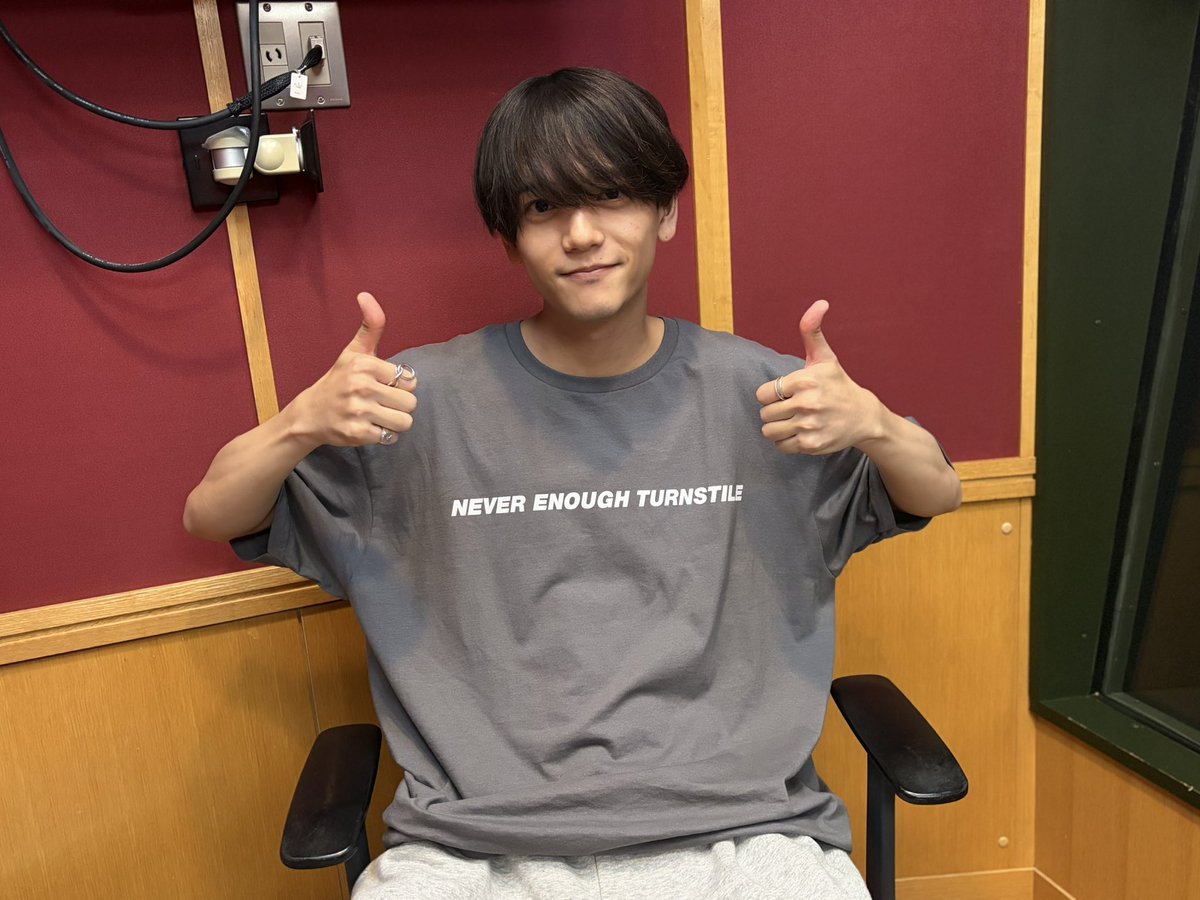 FM802_PR's tweet photo. 📢まもなく20時からは、
#FANTASTICS #中島颯太 の
『DESIGN YOUR FANTASTIC FUTURE』

大阪から生放送📡

レギュラーコーナー
『FANTASTIC CHOICE!!!』へのメッセージもお待ちしてます🤲

お聴き逃しなく♬

📻https://t.co/tkAkiPW5LZ 

#FM802  #DYFF   
@fantastics_fext https://t.co/OF8MtPsMWn