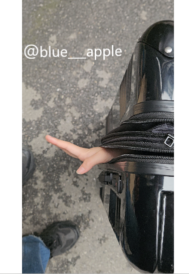 bule___apple's tweet photo. 야외에서 캐리어에 감금하기  

#sm #encasement #사디스트 #구인 #섹트 https://t.co/jbHchyzPii