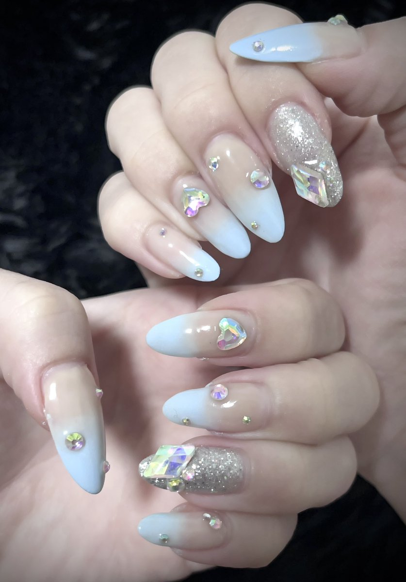 h0__xn's tweet photo. おにゅーねいるです💅🏻 https://t.co/jPDsip2sDt