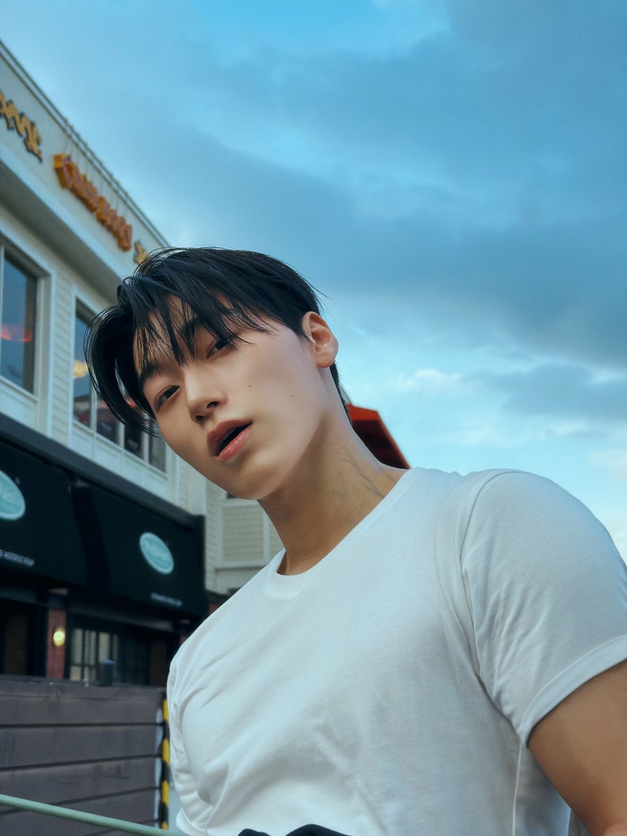 ATEEZUD's tweet photo. [📷] 260904 IG: SAN

"A day in Everland #에버랜드 #everland"
. 
https://t.co/25gFxbe3sN
#ATEEZ #에이티즈 #CHOISAN @ATEEZofficial https://t.co/9cKoxEs419